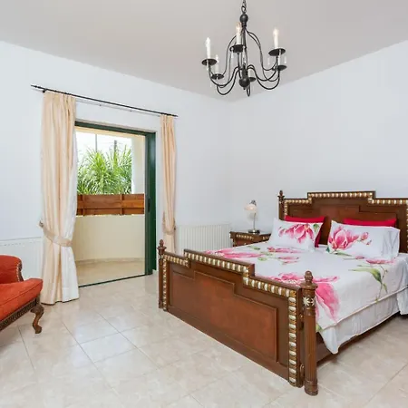 Villa Charianna Mavroli