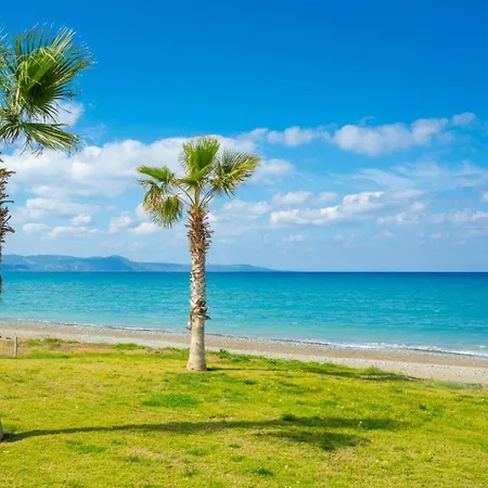 Charianna Paphos