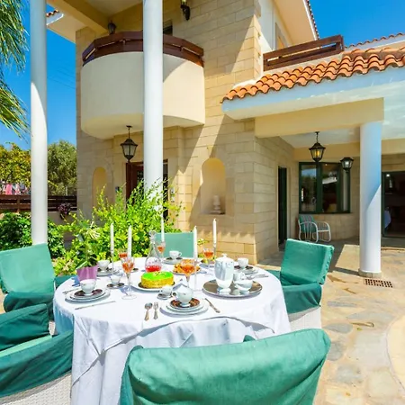 Charianna Villa Mavroli