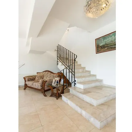 Villa Charianna Mavroli