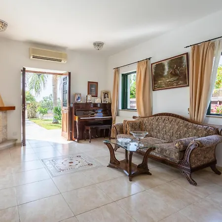 Charianna Villa