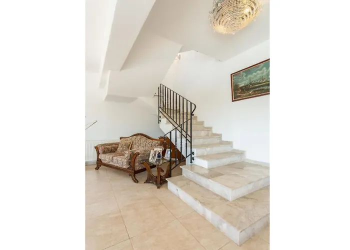 ヴィラ Charianna Mavroli